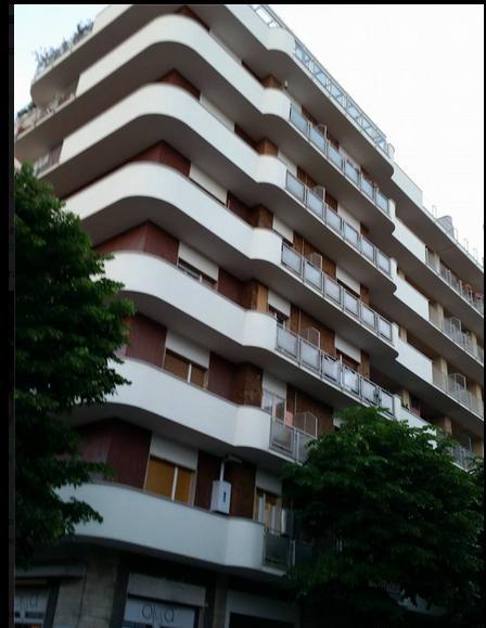 Laura Pescara Exterior photo